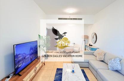 Apartment - 1 Bedroom - 2 Bathrooms for rent in Beach Tower 1 - Al Khan Lagoon - Al Khan - Sharjah