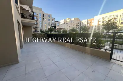 Apartment - 2 Bedrooms - 2 Bathrooms for rent in Azure Beach Residence - Maryam Island - Al Khan - Sharjah