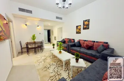 Apartment - 1 Bedroom - 2 Bathrooms for rent in Corniche Tower - Ajman Corniche Road - Ajman