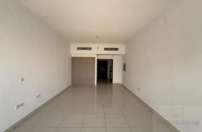 Apartment - Studio - 1 Bathroom for rent in Arabian - Canal Residence - Dubai Sports City - Dubai