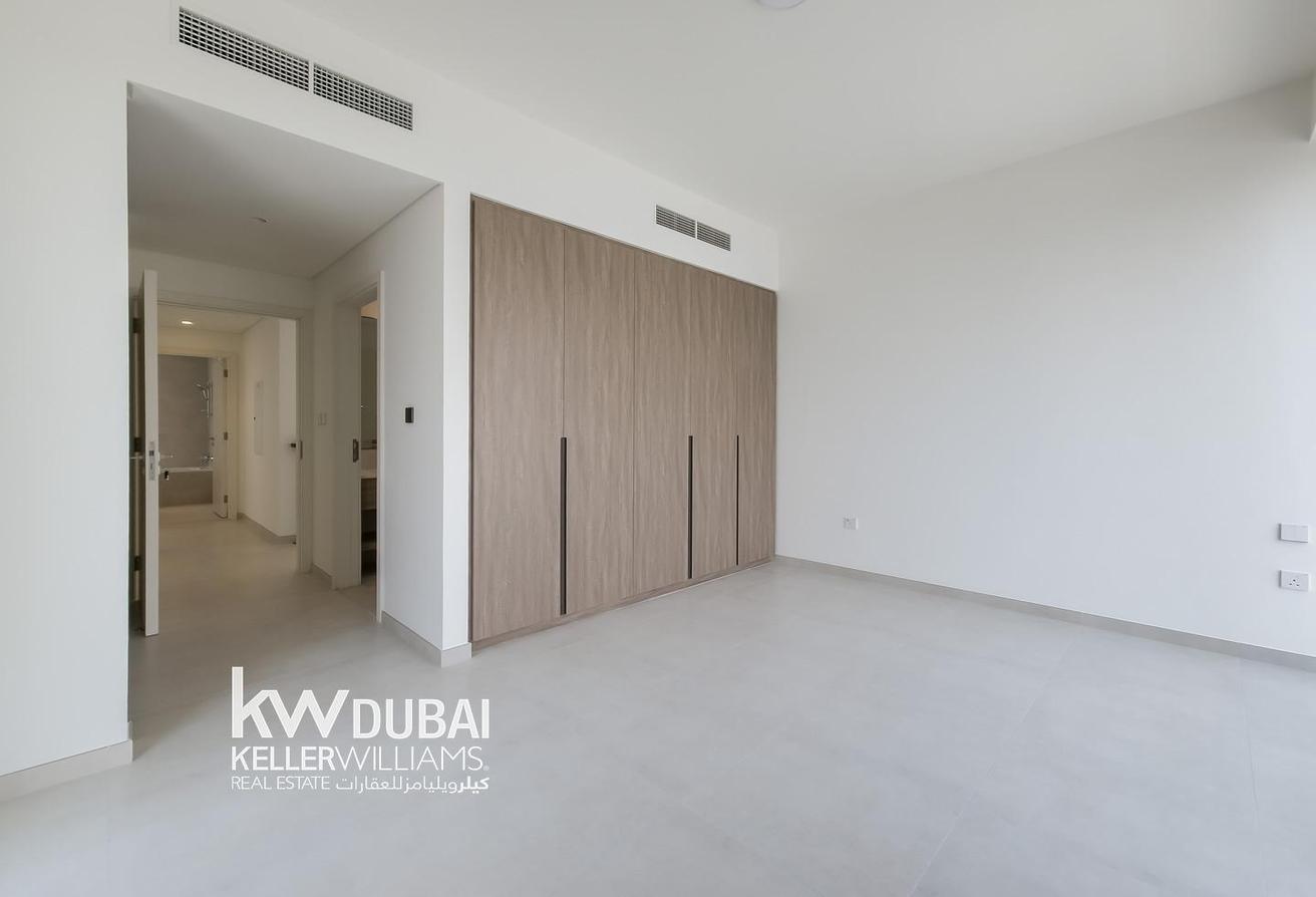 Corner Unit | Unfurnished | Brand New | Vacant photo 19