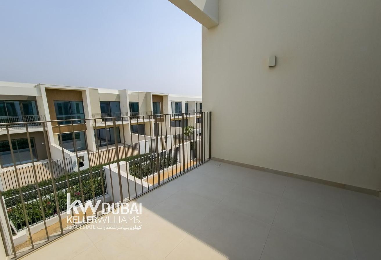 Corner Unit | Unfurnished | Brand New | Vacant photo 20