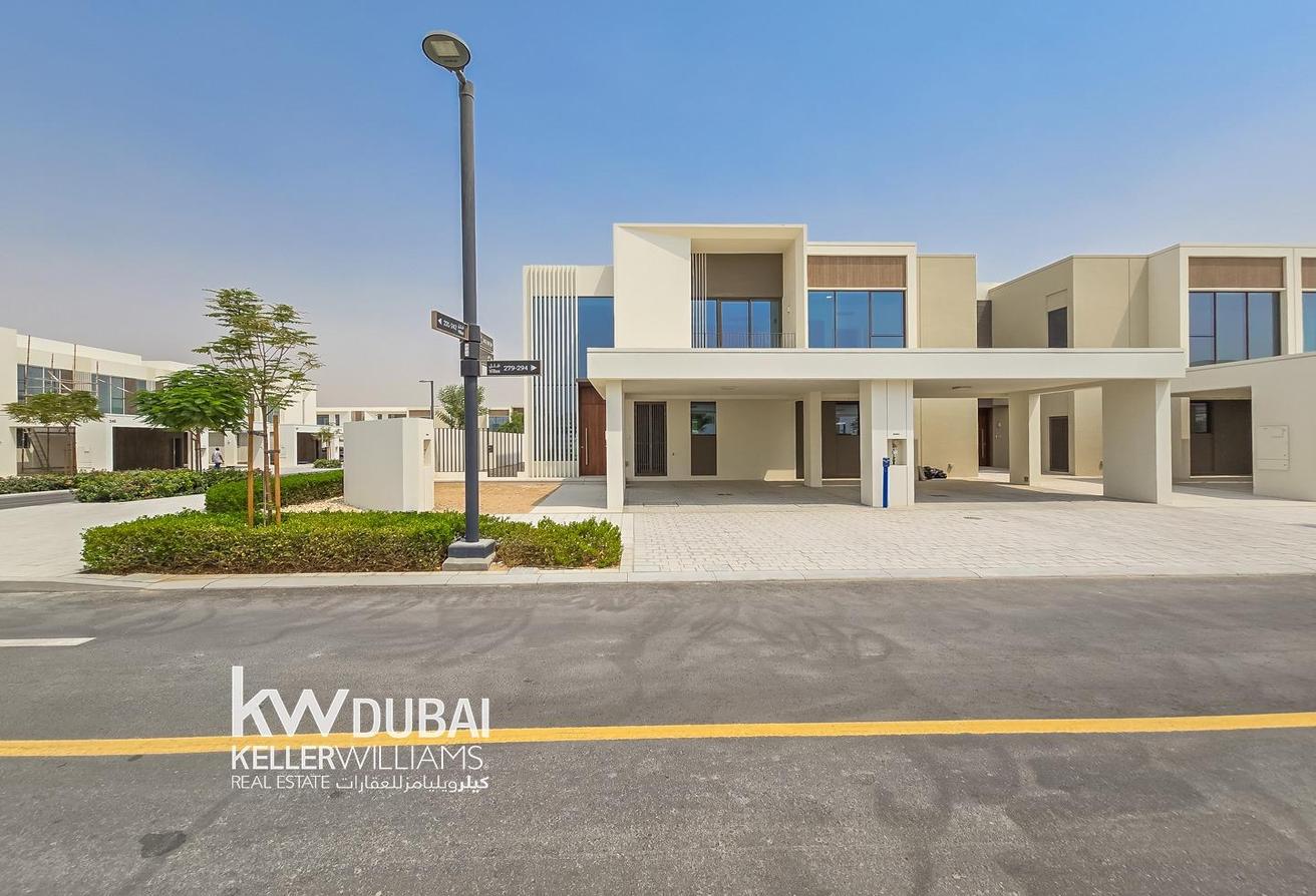 Corner Unit | Unfurnished | Brand New | Vacant photo 27