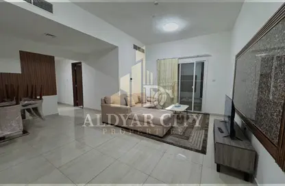 Apartment - 2 Bedrooms - 2 Bathrooms for rent in Ajman Corniche Residences - Ajman Corniche Road - Ajman