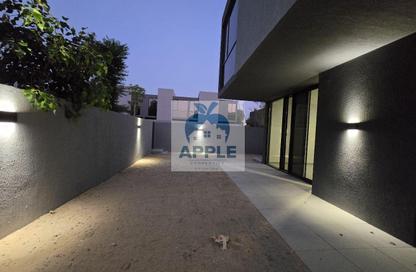 Villa - 4 - 5 for rent in Saro - Masaar - Tilal City - Sharjah