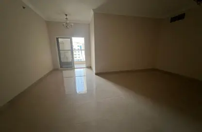 Apartment - 2 Bedrooms - 2 Bathrooms for rent in Al Qulaya'ah - Al Sharq - Sharjah