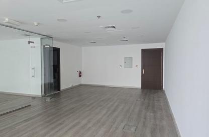 Office Space - Studio - 1 Bathroom for rent in The Burlington - Business Bay - Dubai