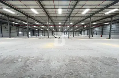 Warehouse - Studio for rent in Saih Shuaib 3 - Dubai Industrial City - Dubai