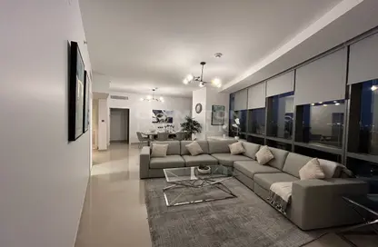 Apartment - 2 Bedrooms - 3 Bathrooms for rent in Etihad Tower 4 - Etihad Towers - Corniche Road - Abu Dhabi