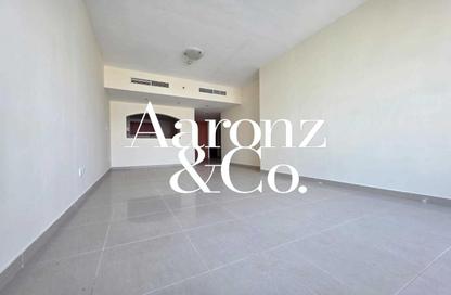 Apartment - 1 Bedroom - 2 Bathrooms for rent in Lake Point Tower - JLT Cluster N - Jumeirah Lake Towers - Dubai