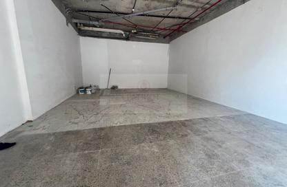 Shop - Studio for rent in Al Barsha 1 - Al Barsha - Dubai