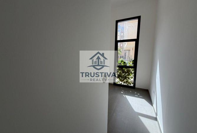 69121335 - صورة العقار 3