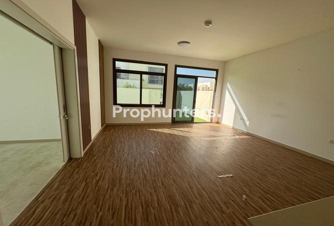 135182007 - Property Main Image