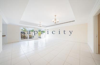 Villa - 3 Bedrooms - 3 Bathrooms for rent in Springs 4 - The Springs - Dubai
