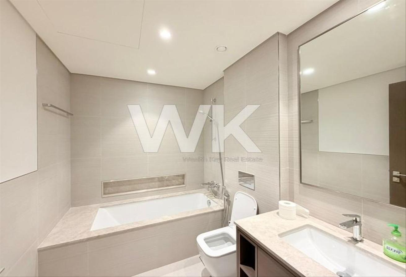 Furnished/ Burj Khalifa View/ Close to Dubai Mall photo 14