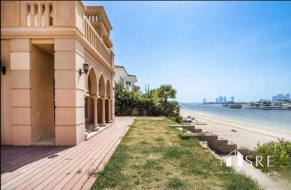 Villa - 5 Bedrooms - 6 Bathrooms for rent in Palma Residences - Palm Jumeirah - Dubai