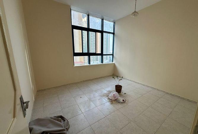 52008609 - Property Image 2