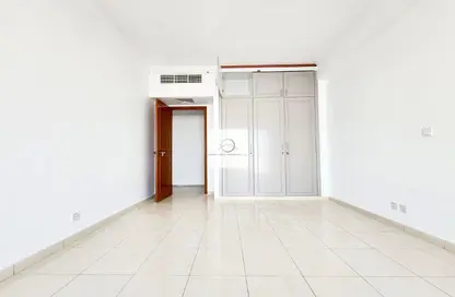 شقة - 2 غرف نوم - 3 حمامات للايجار في برج الفطيم - منطقة الرقة - ديرة - دبي