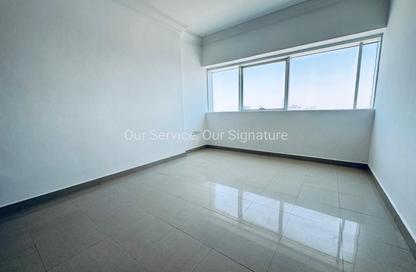 Apartment - 2 Bedrooms - 3 Bathrooms for rent in New Al Taawun Road - Al Taawun - Sharjah
