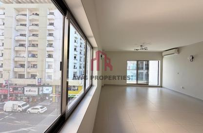Apartment - 3 Bedrooms - 3 Bathrooms for rent in Dar Al Buteen 1 - Al Muraqqabat - Deira - Dubai