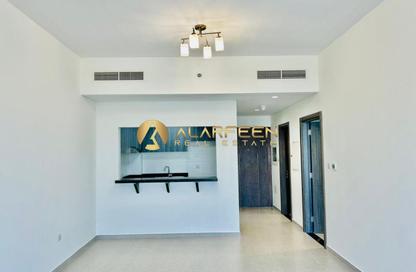 Apartment - 1 - 2 for rent in Orchid Residence - Dubai Science Park - Dubai