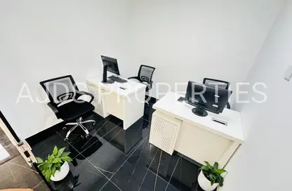 مكتب - غرفة نوم - 1 حمام للايجار في مبنى هوريزون - بورسعيد - ديرة - دبي
