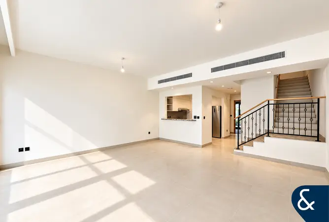 156067395 - Property Image 3