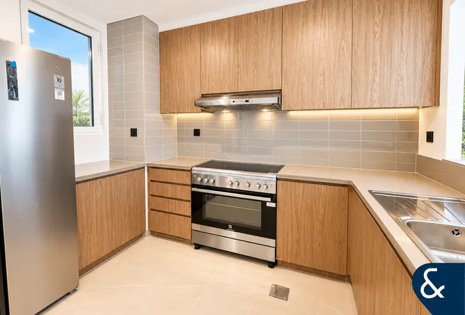 156067395 - Property Image 2
