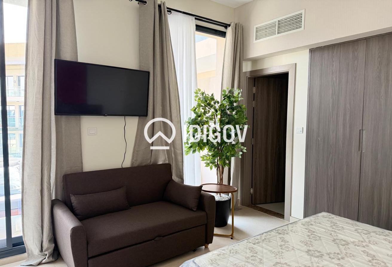Vacant | Fully Furnished | Mid Floor photo 7