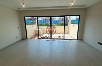 Townhouse - 3 - 3 for rent in Portofino - Damac Lagoons - Dubai