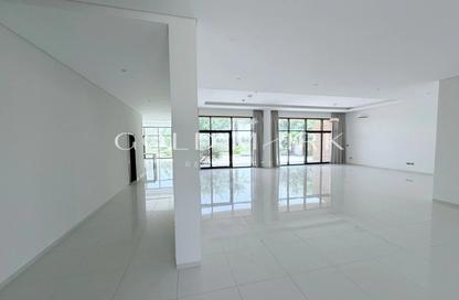 Villa - 5 - 5 for sale in Queens Meadow - Damac Hills - Dubai