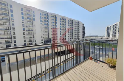 Apartment - 2 Bedrooms - 2 Bathrooms for sale in Waters Edge - Yas Island - Abu Dhabi