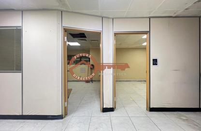 Business Centre - Studio - 1 Bathroom for rent in Ivory Hotel Apartment - Al Zahiyah - Abu Dhabi