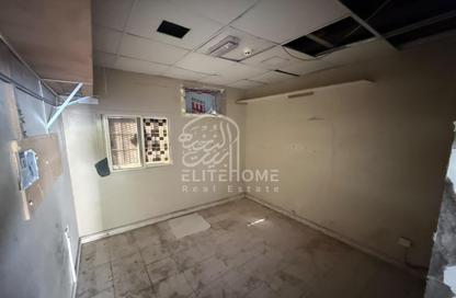 Warehouse - Studio for rent in Industrial Area 13 - Sharjah Industrial Area - Sharjah