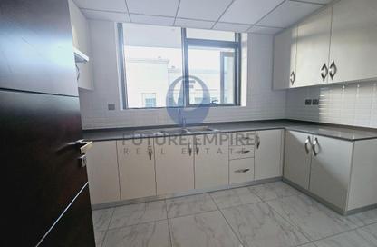 Apartment - 2 Bedrooms - 3 Bathrooms for rent in Amna House - Al Garhoud - Dubai