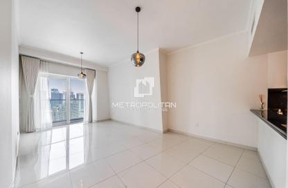 Apartment - 3 Bedrooms - 4 Bathrooms for sale in Damac Heights - Dubai Marina - Dubai