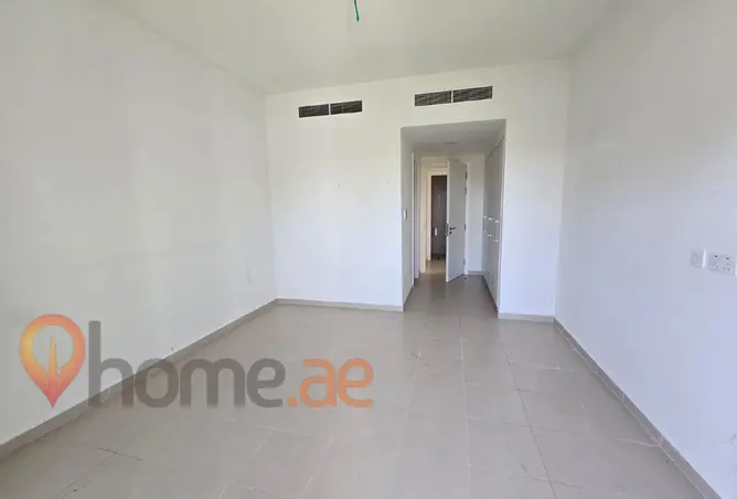 165594106 - Property Image 3