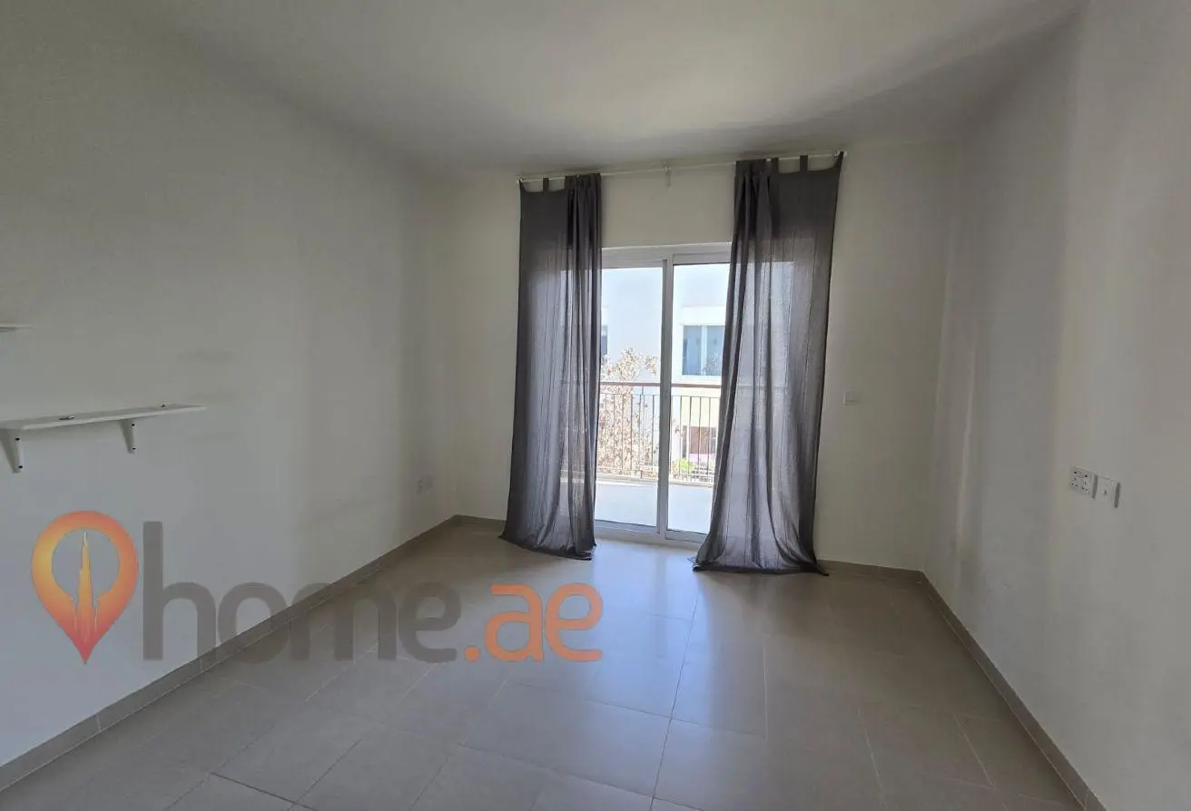 165594106 - Property Main Image