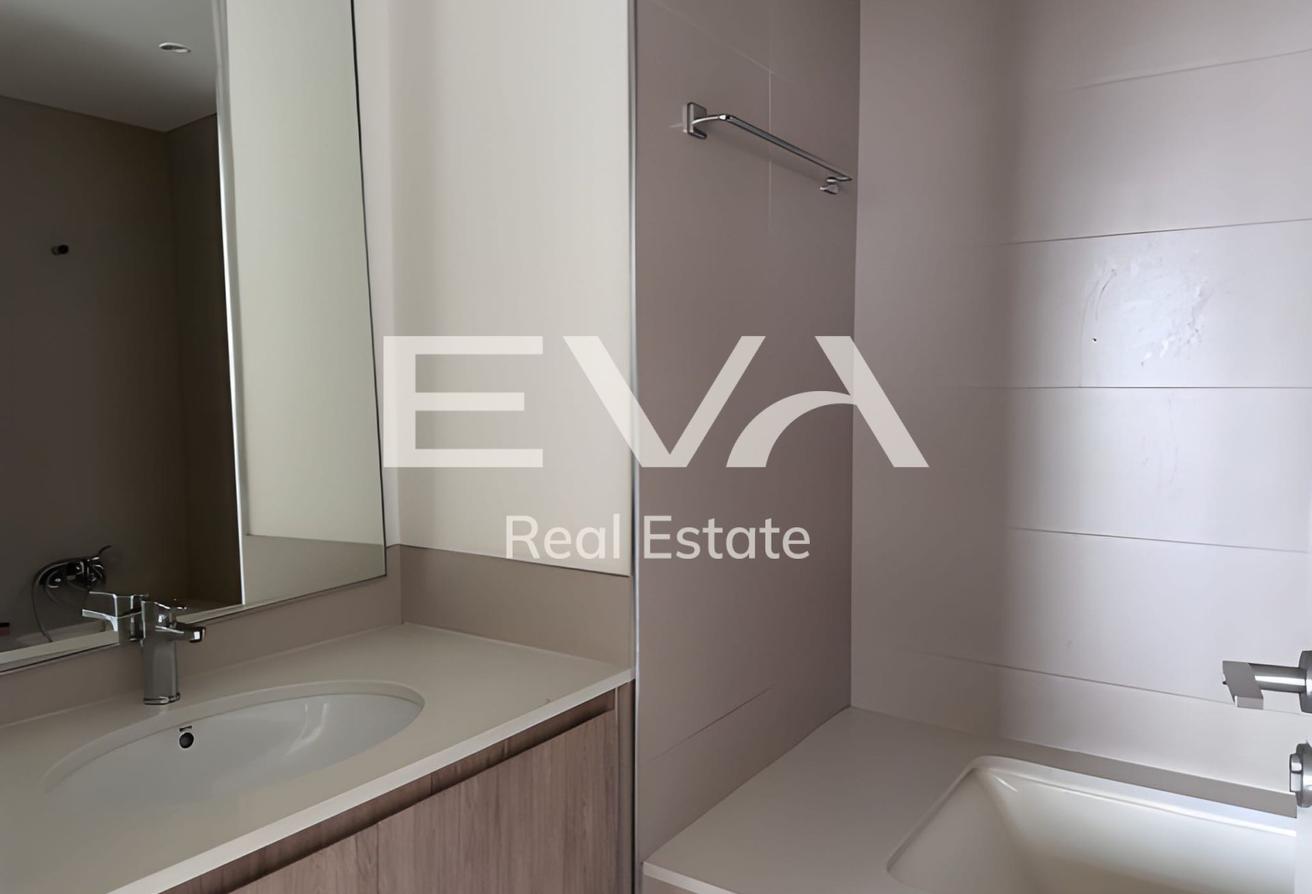 UNFURNISHED | MULTIPLE CHEQUES OPTION | VACANT photo 7