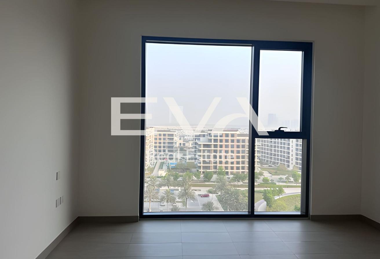 UNFURNISHED | MULTIPLE CHEQUES OPTION | VACANT photo 4