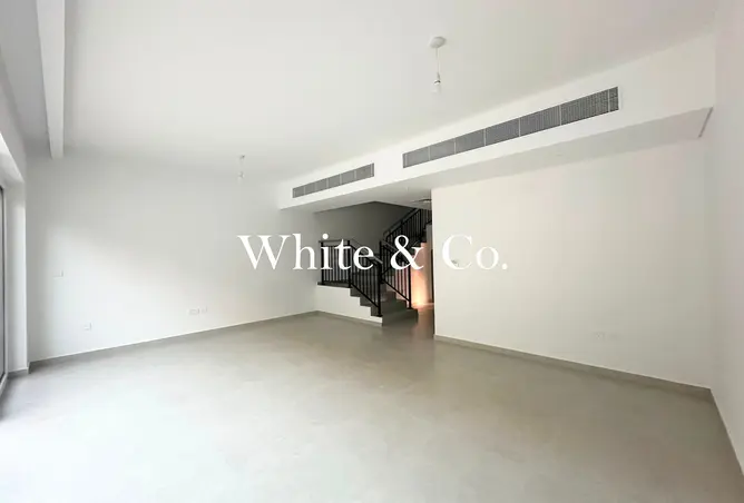 151915008 - Property Image 3