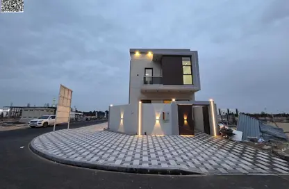 تاون هاوس - 4 غرف نوم - 6 حمامات للبيع في الحليو 2 - الحليو - عجمان