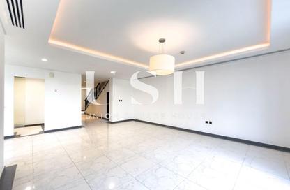 Villa - 4 - 5 for rent in Al Habtoor Polo Resort and Club - The Residences - Dubai
