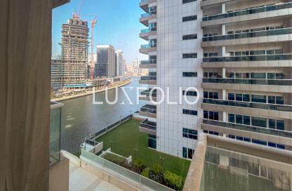 Apartment - 1 - 1 for sale in Mayfair Tower - Business Bay - Dubai