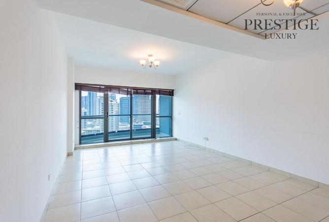 High Floor| Marina View| 2BHK+Large Study | Vacant photo 3