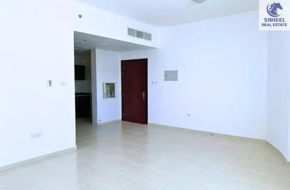 Apartment - Studio - 1 for rent in Union Tower - Al Seer - Ras Al Khaimah