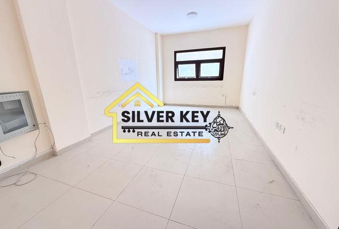 93570215 - Property Main Image