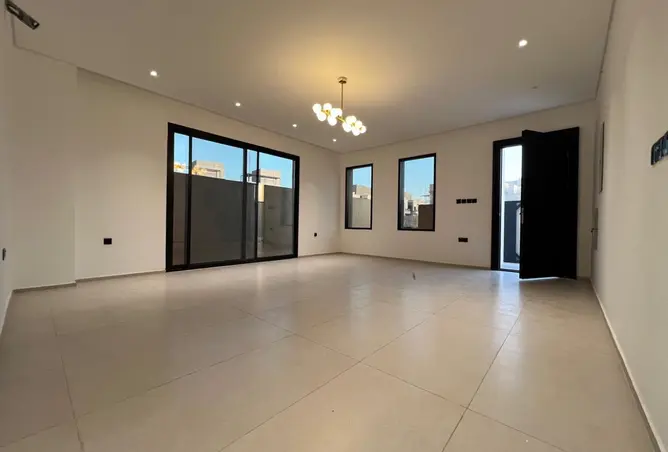 127477779 - Property Image 3