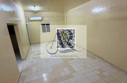 سكن عمال - استوديو - 8 حمامات للايجار في الجرف الصناعية 2 - الجرف الصناعية - عجمان