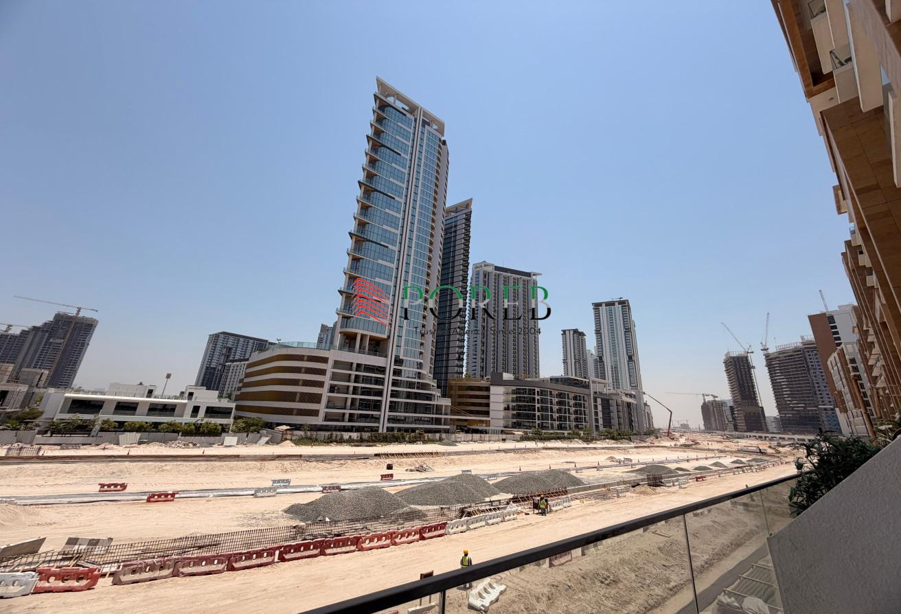 Furnished 1BR | Facing Lagoon | 4 cheques photo 6